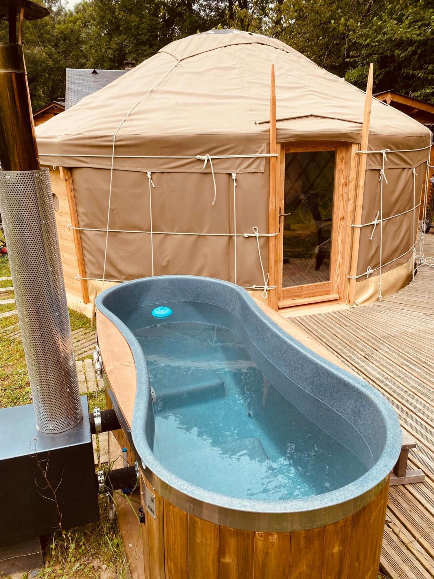 Yourte Et Son Bain Nordique Frechet-Aure Exterior photo